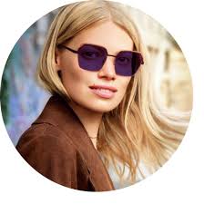 Verres photochromiques offrant une protection UV maximale, opticien Vue Claire à Paris 9